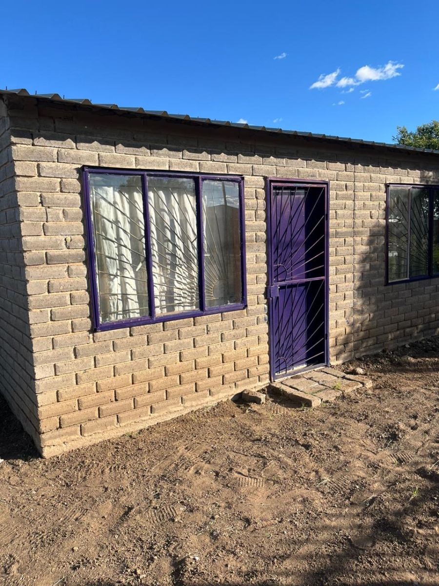 2 Bedroom Property for Sale in Rodenbeck Free State